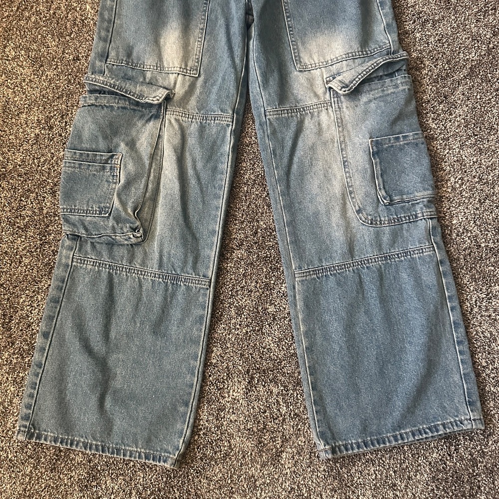 Edikted Denim Cargo Jeans Womens Medium Blue‎ Wide Leg Utility Pockets Y2K 2000s - Picture 3 of 16